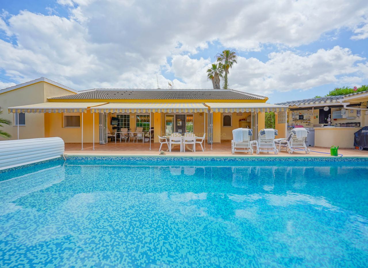 Sale - Villa - Els Poblets - Center