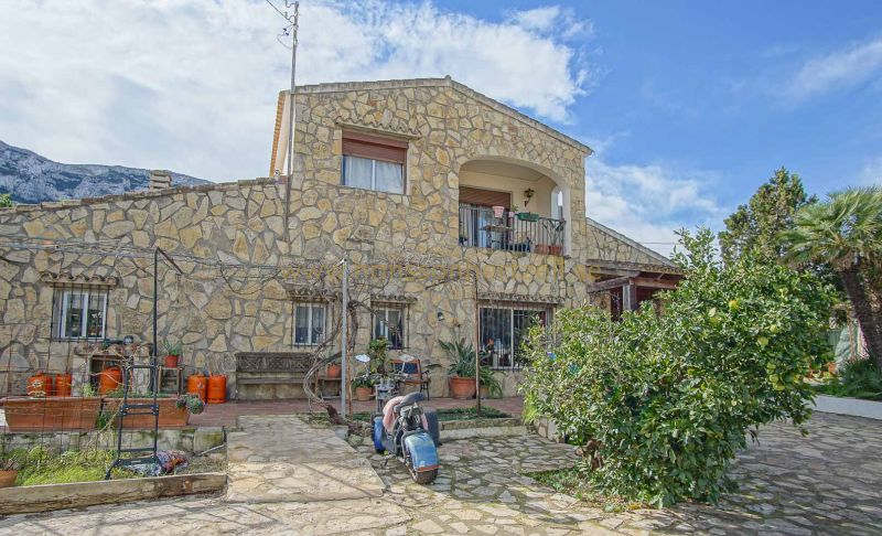 Chalet - Venta - Denia - La Pedrera