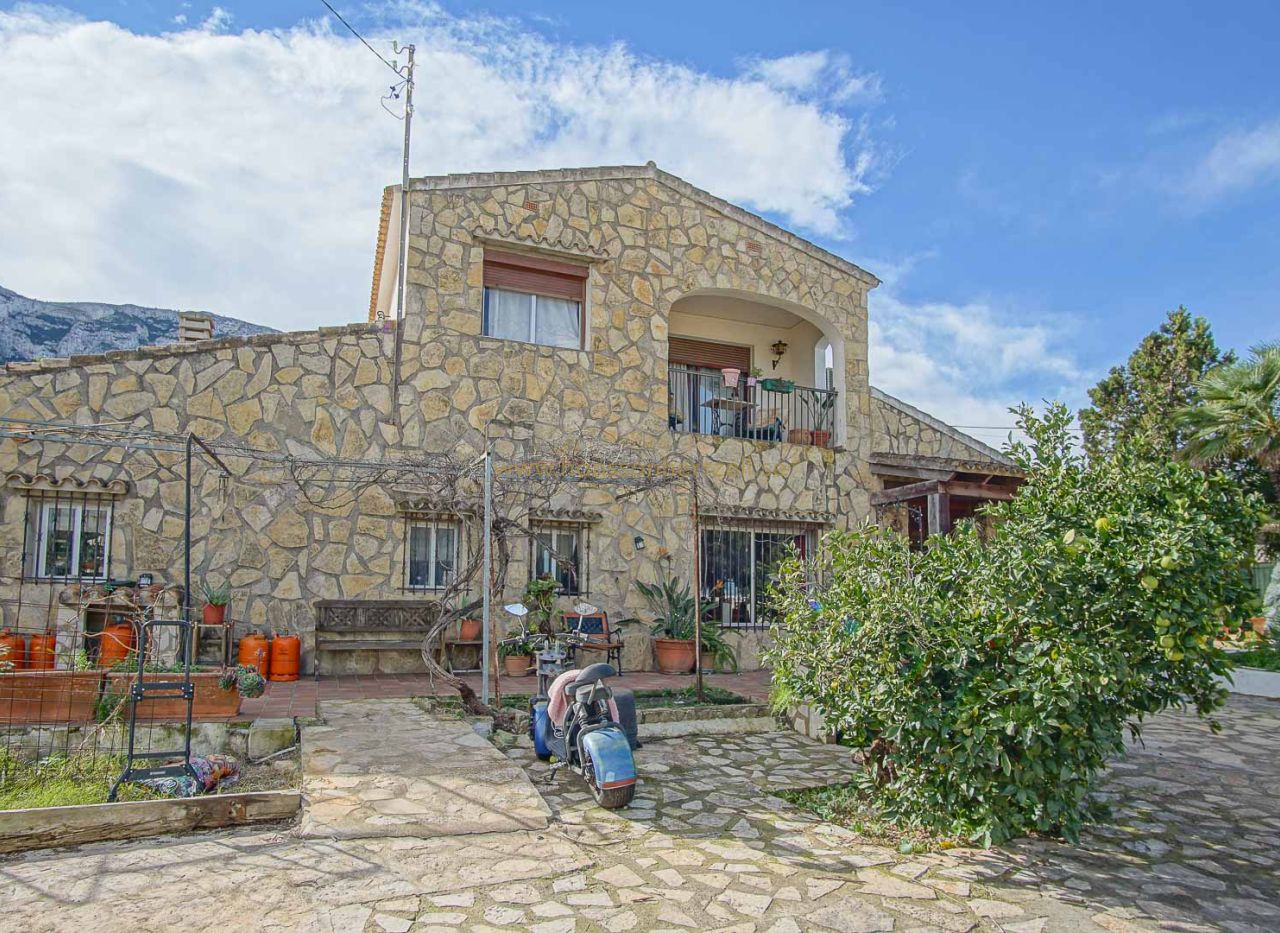 Sale - Villa - Denia - La Pedrera
