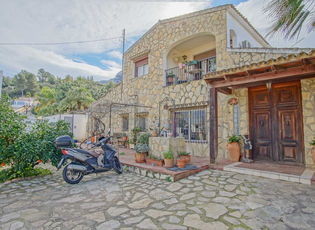 Sale - Villa - Denia - La Pedrera