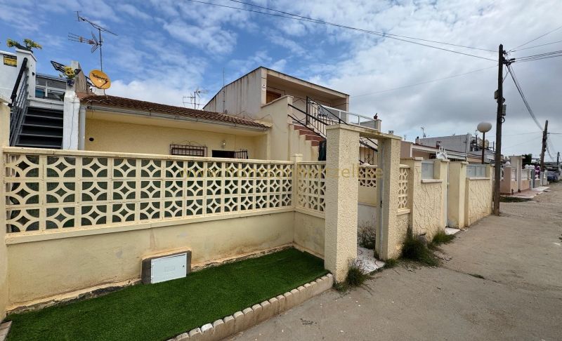Lägenhet - Försäljning - Torrevieja - Torretas