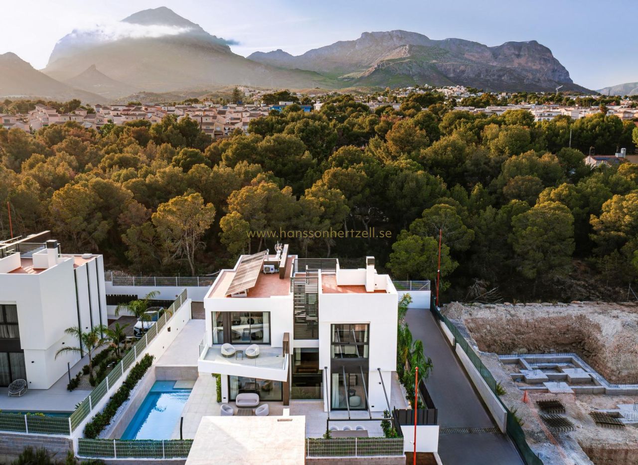 Nybyggnad - Villa - La Nucia - Coblanca