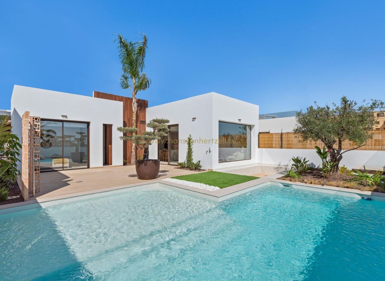 Nueva construcción  - Chalet - Los Alcazares - Serena Golf