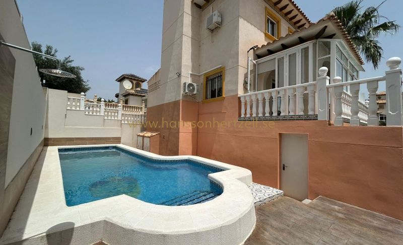 Villa - Sale - orihuela - La Zenia