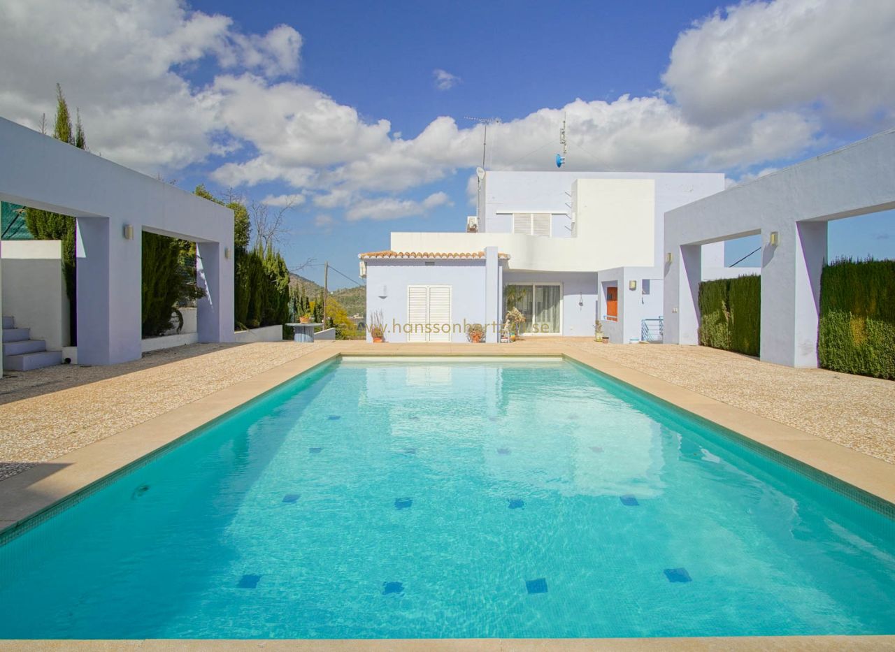 Sale - Villa - Pedreguer