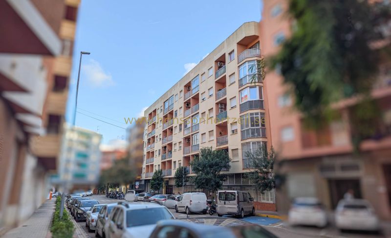 Lägenhet - Försäljning - Denia - Centro