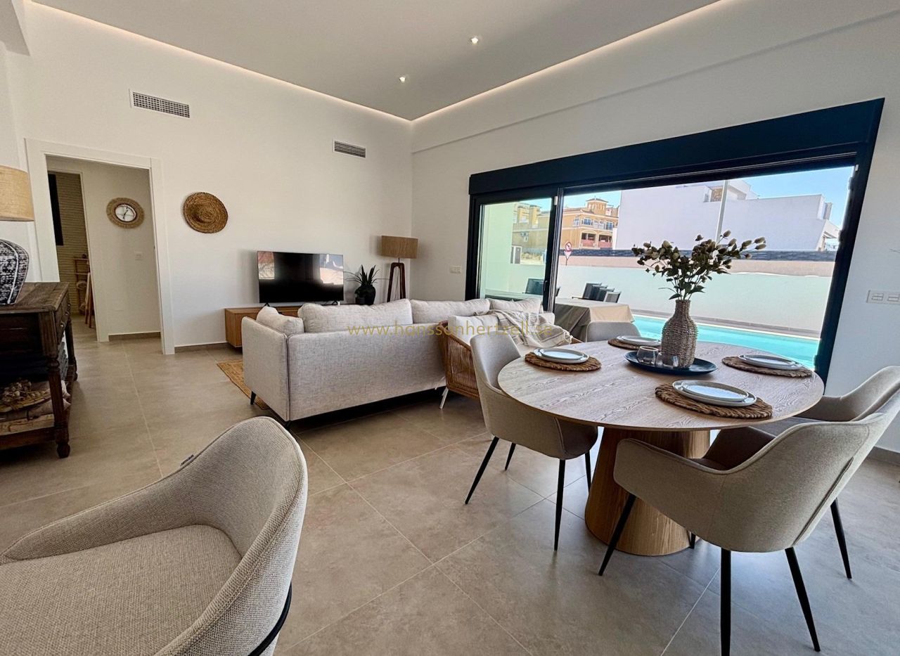 Nybyggnad - Villa - Rafal - polideportivo