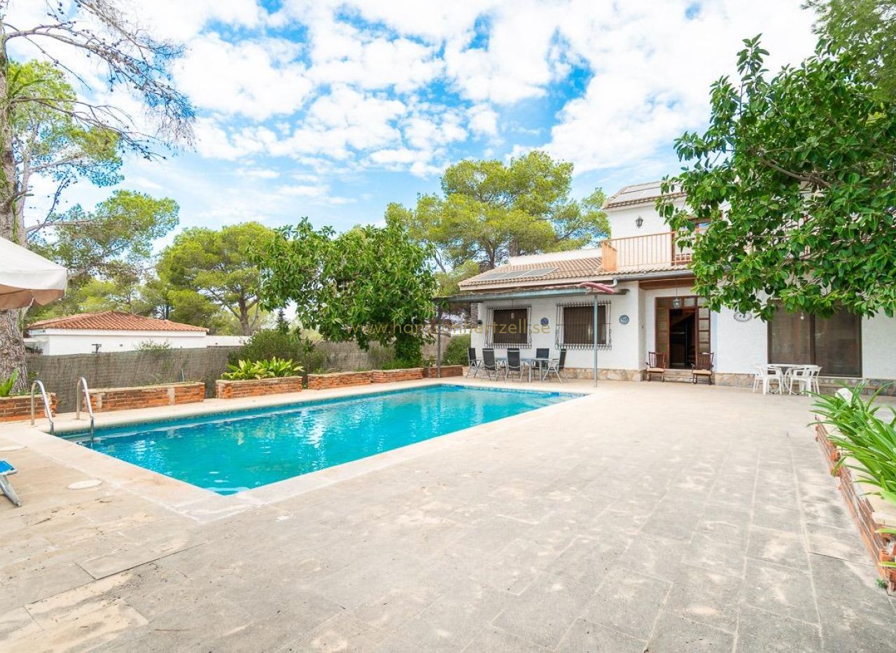 Försäljning - Villa - Pilar de la Horadada - Pinar de Campoverde