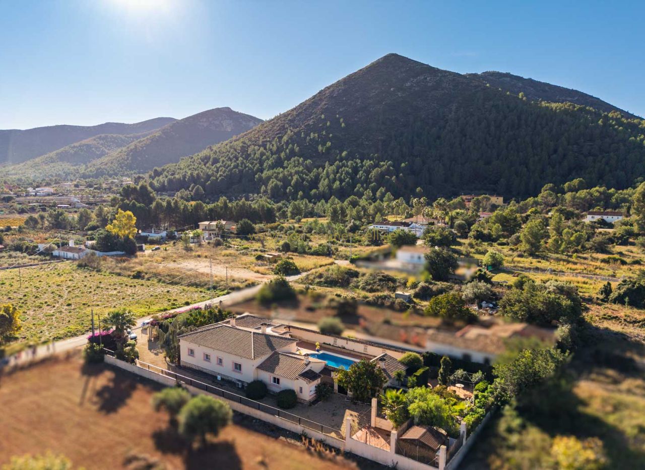 Sale - Villa - Jalon