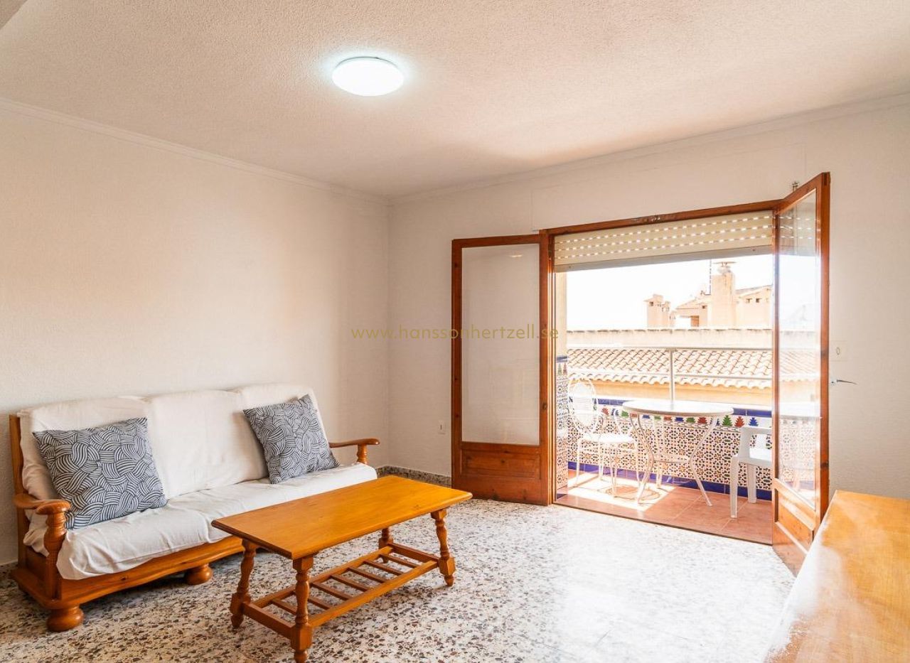 Sale - Apartment - Torrevieja  - Playa Los Naufragos 