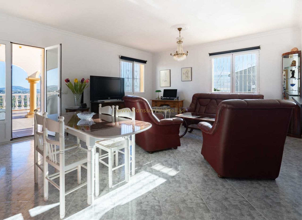 Sale - Villa - Calpe - Partida Les Cucarres