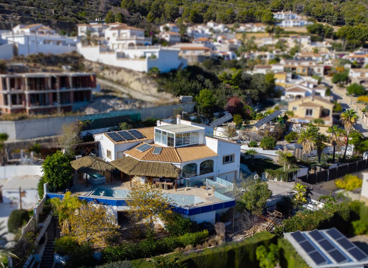 Försäljning - Villa - Calpe - Partida Les Cucarres