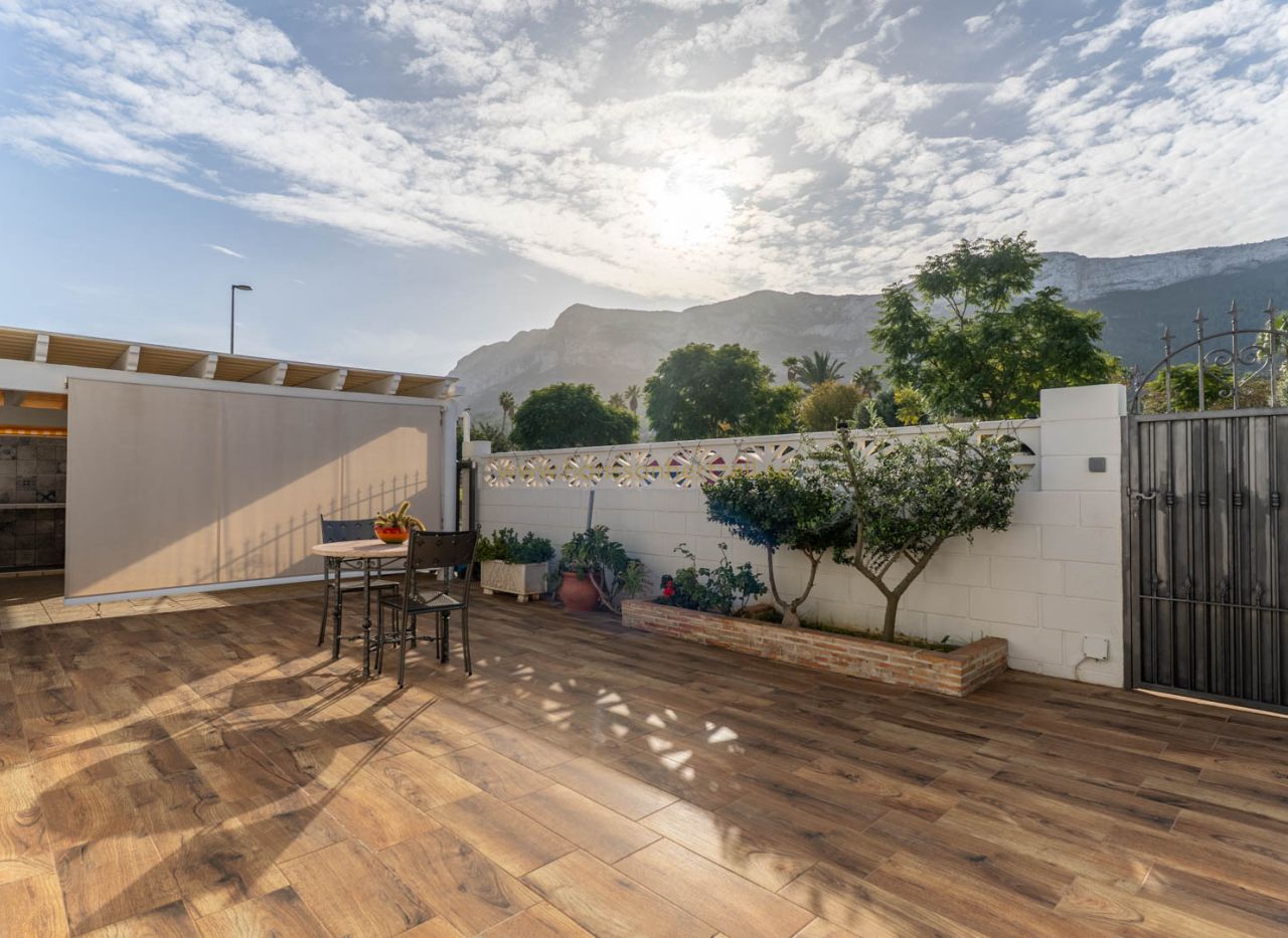 Sale - Villa - Denia