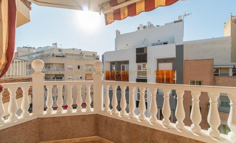 Apartamento - Venta - Torrevieja  - Centro