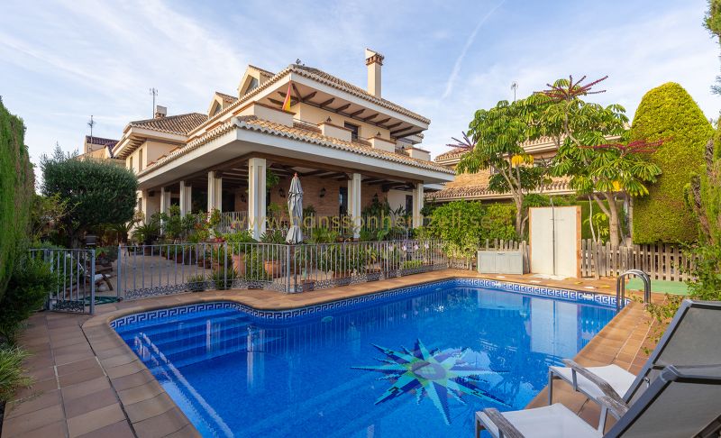 Villa - Försäljning - Torrevieja - La Veleta