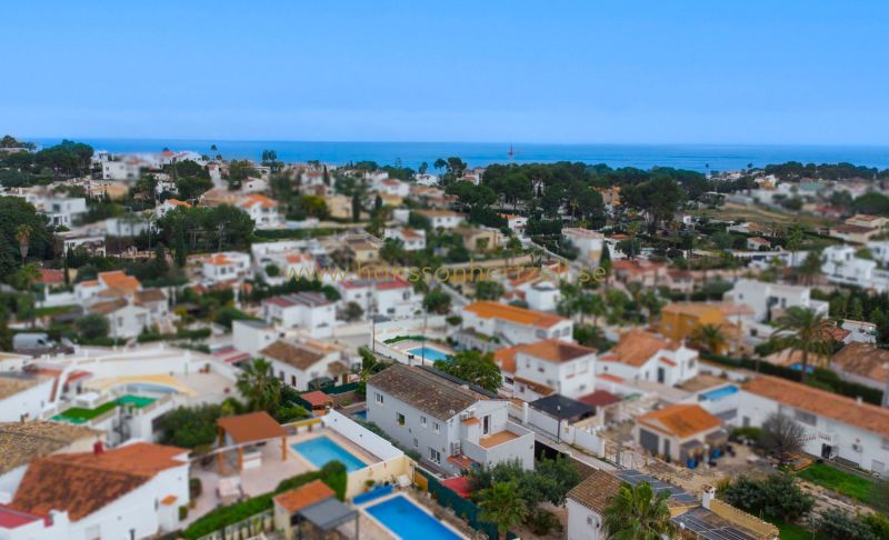 Villa - Sale - Calpe - Urbanización Carrio