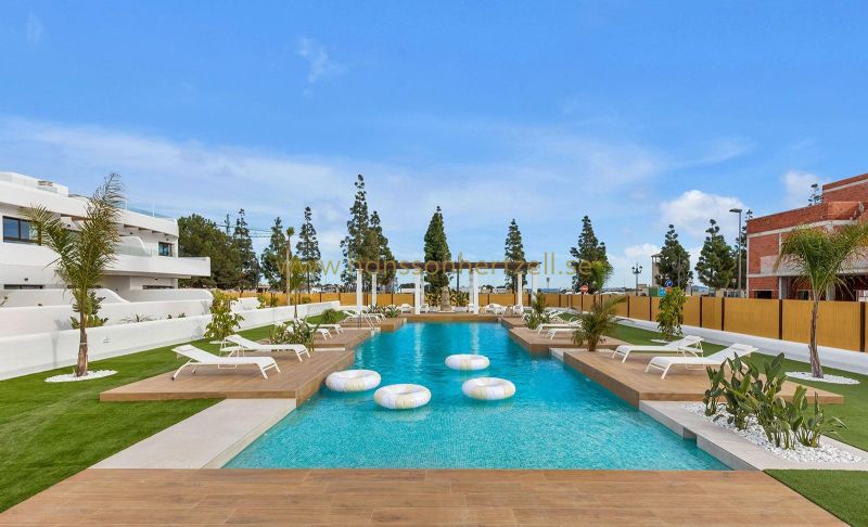 Villa - Nybyggnad - Los Alcázares - La Serena Golf