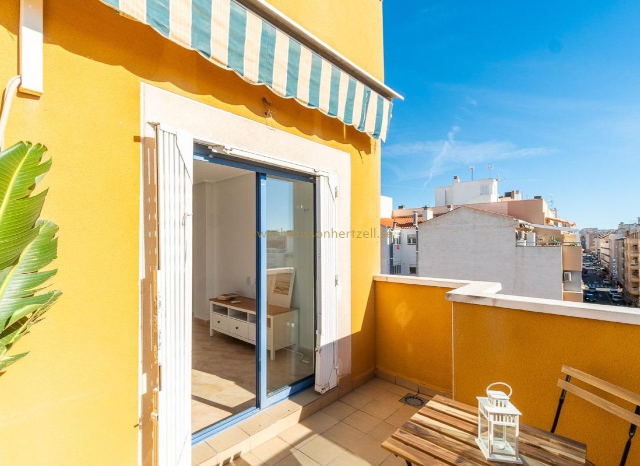 Venta - Apartamento - Torrevieja  - Centro