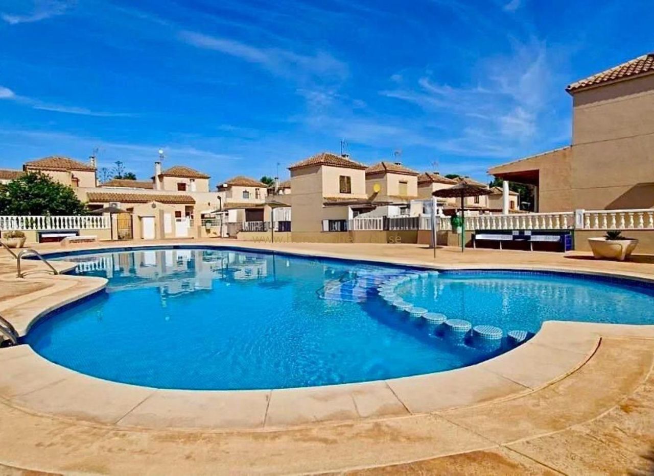 Sale - Townhouse - Torrevieja  - Los Balcones 