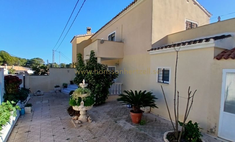 Villa - Försäljning - Alfas del Pi - Centre