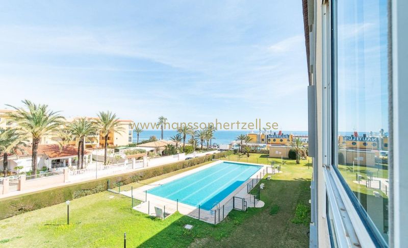 Apartamento - Venta - Torrevieja  - Torrevieja