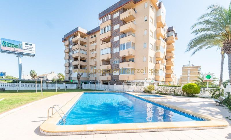 Appartement - Sale - Orihuela Costa - La Zenia