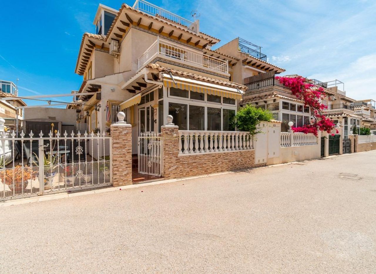 Sale - Herenhuis - Orihuela Costa - Playa Flamenca