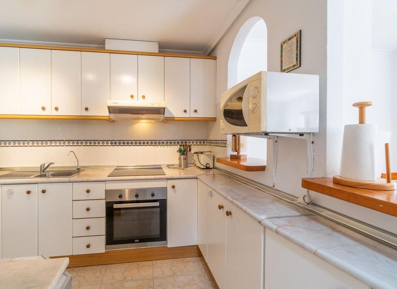 Sale - Villa - Orihuela Costa - Playa Flamenca