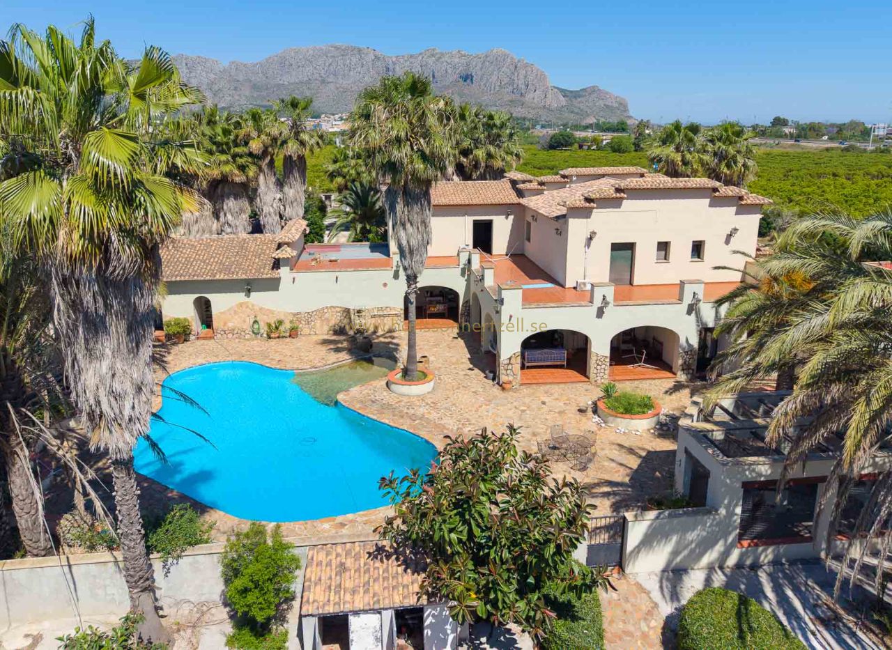 Venta - Chalet - Ondara