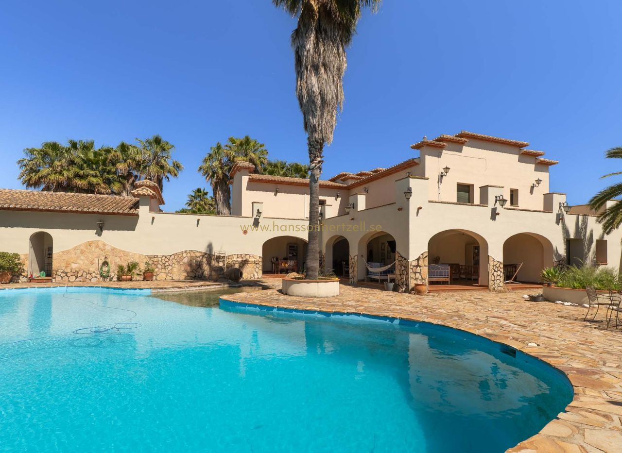 Venta - Chalet - Ondara