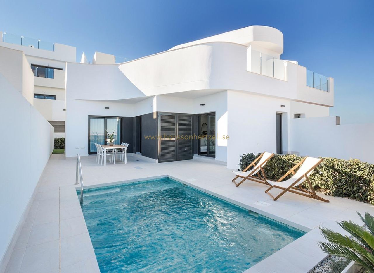 Nueva construcción  - Chalet - Torrevieja  - Lago Jardín II