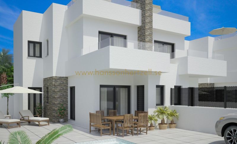Villa - Nybyggnad - Orihuela Costa - Vistabella Golf