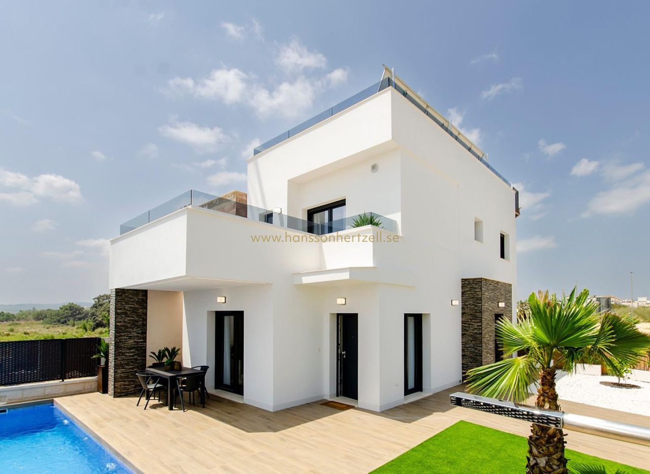 Nybyggnad - Villa - Orihuela Costa - Vistabella Golf